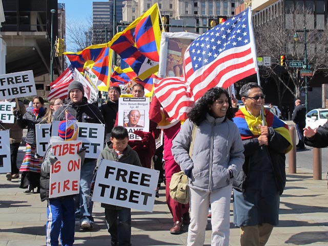 tibet_protest_philadelphia
